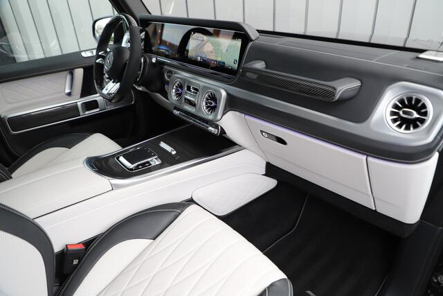 Mercedes-Benz G-KLASSE AMG 63 | 585PK | G-Manufaktur | Massage | Facelift | Carbon | Burmester | Keyless-go | Schuifdak | Distronic+ | Stoelkoeling | 2025.