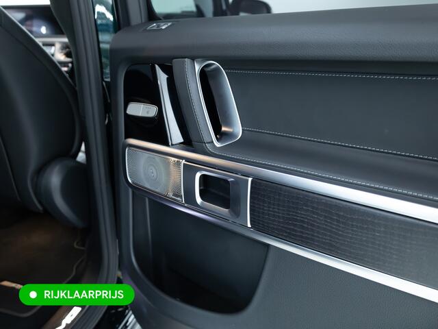 Mercedes-Benz G-KLASSE 63 AMG Premium Plus | Elektrisch glazen schuif-/kanteldak | Burmester | Stoelverw. & koeling | Memory stoelen | Adaptieve cruise | Trekhaak, Treeplanken, Alcantara hemel, 360 Camera, Burmester High End, Massagestoelen, NL auto