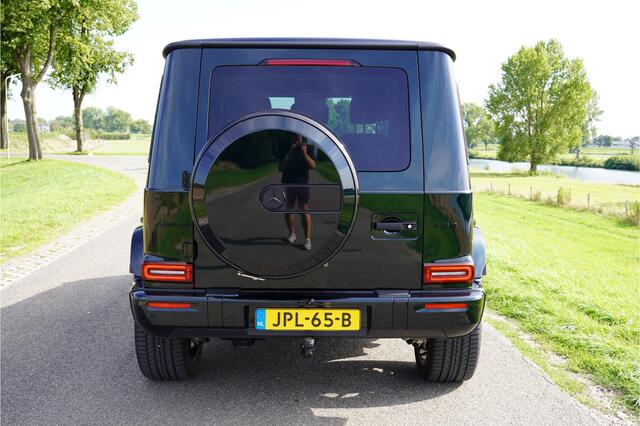 Mercedes-Benz G-KLASSE AMG 63 / Facelift / Smaragd groen / Pano / Burmeister 3D / Night / Trekhaak /