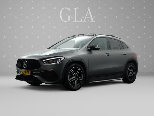 Mercedes-Benz GLA-KLASSE 200 AMG Night Edition Aut- Panodak I Leer I Widescreen I Sfeerverlichting I Matt grey