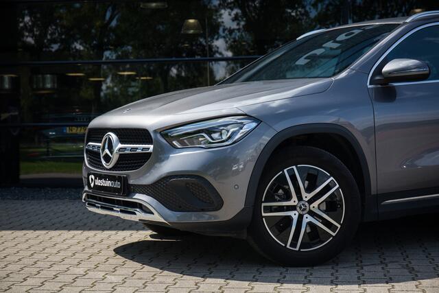 Mercedes-Benz GLA-KLASSE 200 Progressive , Camera, Cruise