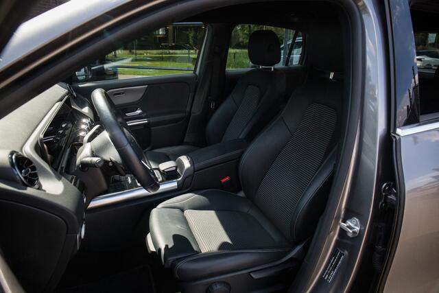 Mercedes-Benz GLA-KLASSE 200 Progressive , Camera, Cruise