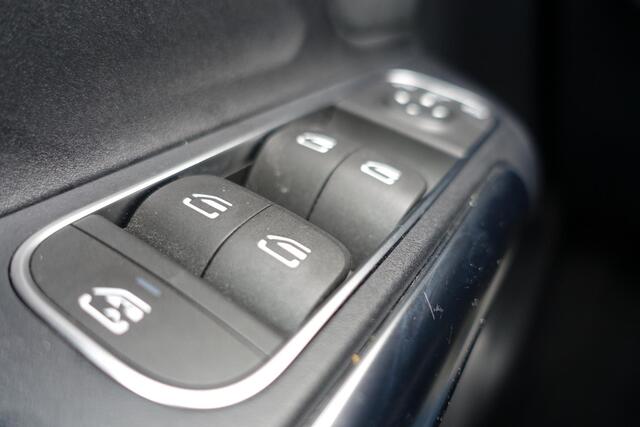 Mercedes-Benz GLA-KLASSE 250e AMG Line Limited l Pano l Burmester® l Sfeer l Trekhaak l Electrische Klep