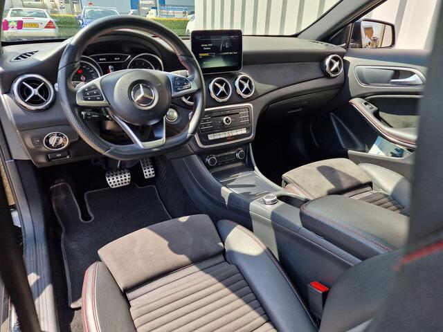Mercedes-Benz GLA-KLASSE 200 Premium Plus AMG