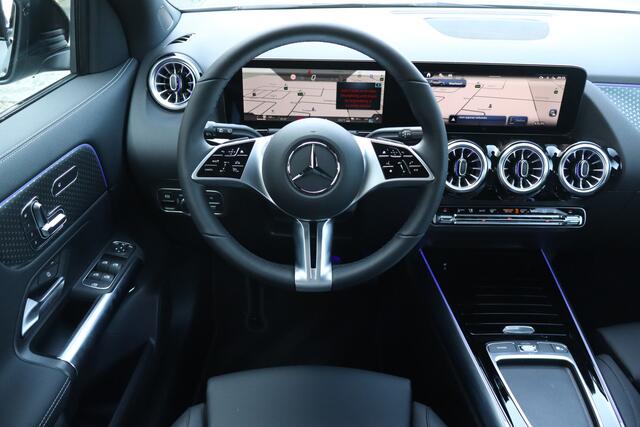 Mercedes-Benz GLA-KLASSE 250 e Luxury Line NL-Auto!! Elek.Stoelen I 360-Camera I Ambient Light