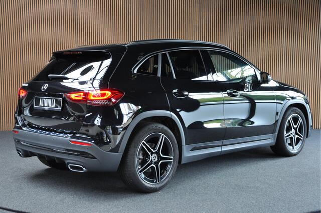 Mercedes-Benz GLA-KLASSE 200 AMG Line | Pano | Ambient | Camera | Cruise Control | Apple Carplay |