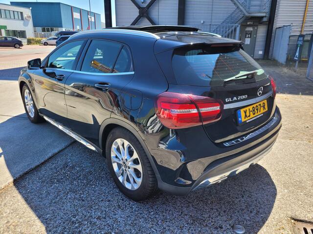 Mercedes-Benz GLA-KLASSE 200 Premium Plus