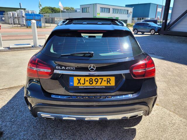 Mercedes-Benz GLA-KLASSE 200 Premium Plus
