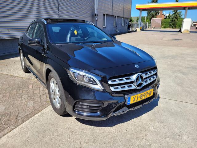 Mercedes-Benz GLA-KLASSE 200 Premium Plus