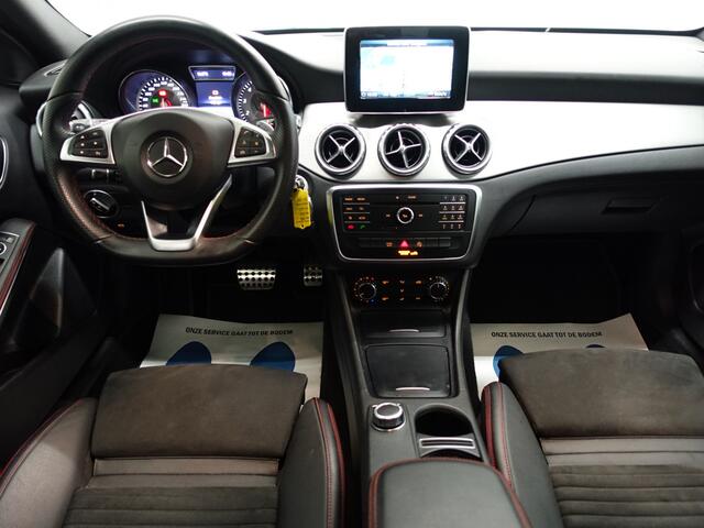 Mercedes-Benz GLA-KLASSE 200 AMG Premium Plus Aut- Panoramadak I Navi I ECC I Xenon Led I Soelverw. I 72 dkm !