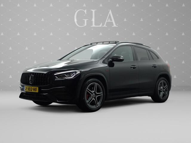 Mercedes-Benz GLA-KLASSE 250 4MATIC AMG Night Edition Aut- Panodak I Sfeerverlichting I Carplay I Xenon Led I Alcantara Sport Interieur