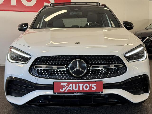 Mercedes-Benz GLA-KLASSE 200 4MATIC AMG-LINE PANORAMADAK, AMBIENTE LIGHT, NAVIGATIE, LED