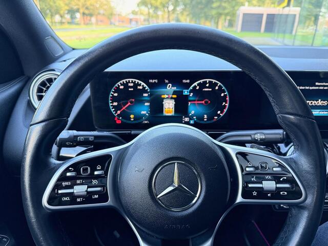 Mercedes-Benz GLA-KLASSE 200 Business Solution Luxury