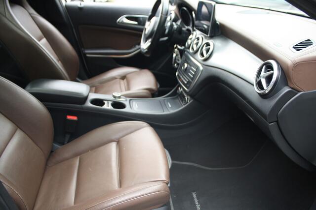 Mercedes-Benz GLA-KLASSE 200 Prestige 157PK - LEDER - NAVIGATIE - CAMERA