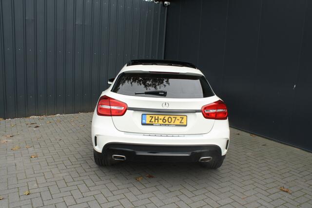 Mercedes-Benz GLA-KLASSE 200 Prestige 157PK - LEDER - NAVIGATIE - CAMERA