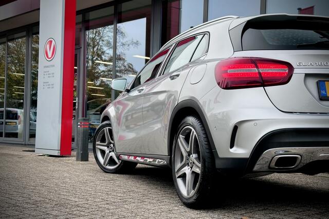 Mercedes-Benz GLA-KLASSE 180 Bus. Sol. AMG AUTOMAAT / TREKHAAK / LED / STOELVERWARMING