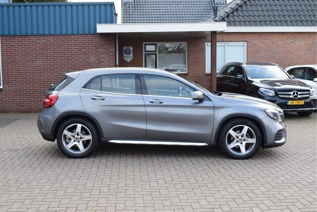 Mercedes-Benz GLA-KLASSE 180 Business Solution AMG Automaat