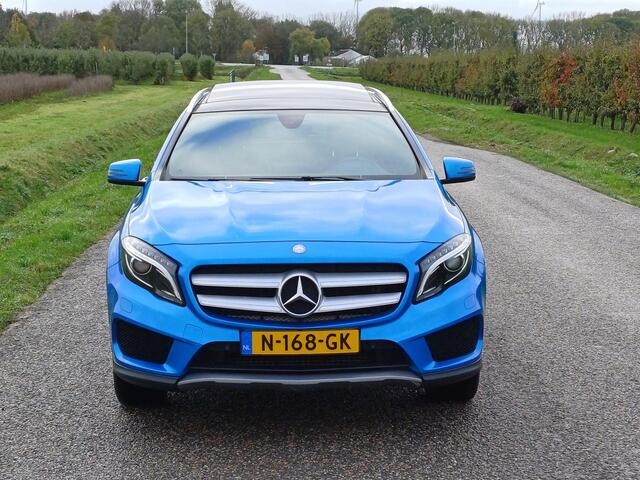 Mercedes-Benz GLA-KLASSE 250 Prestige | Prachtige kleur ! | Pano | Leer | Navi | Camera |