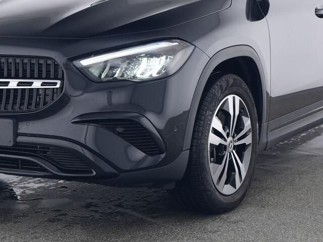 Mercedes-Benz GLA-KLASSE 250 e Face Lift Plug-In Hybride | Trekhaak | Panorama Schuif-Kanteldak | Night Pakket | 11 kW Laden | Stuur en stoelverwarming | Inclusief 24 maanden MB Certified garantie voor Europa.