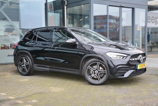 Mercedes-Benz GLA-KLASSE 200 AMG Line | 1e eigenaar | NAP | Trekhaak