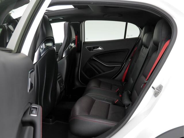 Mercedes-Benz GLA-KLASSE 45 AMG 4 Matic Premium-Plus Aut *PANO | RECARO-NAPPALEDER | KEYLESS | HARMAN/KARDON-AUDIO | FULL-LED | CAMERA | BLIND-SPOT | ECC | PDC | CRUISE | MEMORY | SPORT-SEATS | AMBIENTE-LIGHT*