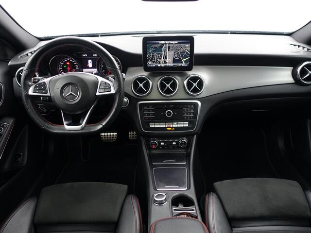 Mercedes-Benz GLA-KLASSE 180 AMG Night Edition Aut- Panodak I Sfeerverl. I Leer I Camera I Stoelverw.