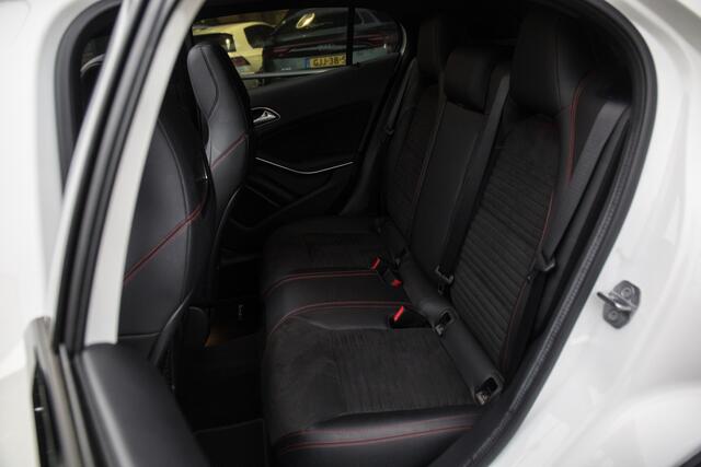 Mercedes-Benz GLA-KLASSE 200 Premium Plus , Pano dak, Harman/Kardon,