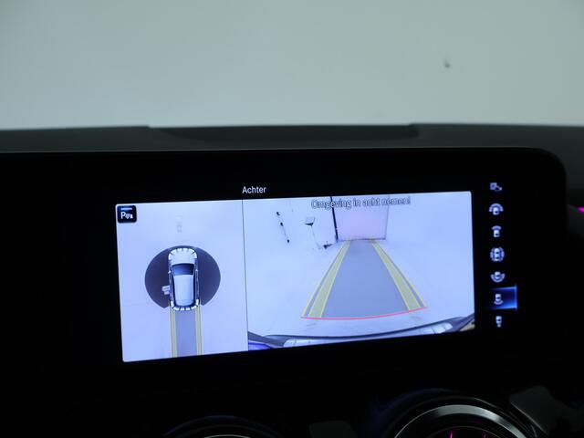 Mercedes-Benz GLA-KLASSE 250 e AMG Nightpakket | Trekhaak | Distronic | Keyless Go | 360 gr Camera | Sfeerverlichting | Apple CarPLay | DAB | Inclusief 24 maanden MB Certified garantie voor Europa.