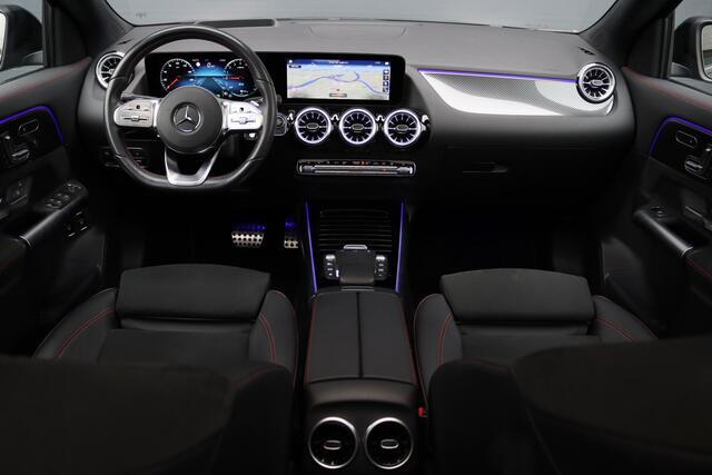 Mercedes-Benz GLA-KLASSE 250 e AMG Line Aut8 | Panoramadak | Distronic+ | Memory | HUD | Keyless Go | Surround Camera | Sfeerverlichting | Augmented Reality | Multibeam LED |