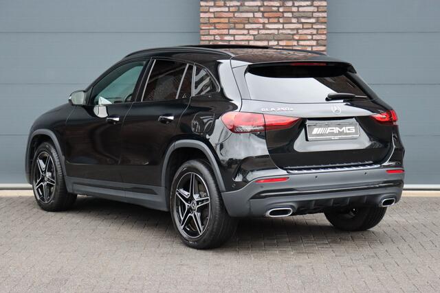 Mercedes-Benz GLA-KLASSE 250 e AMG Line Aut8 | Panoramadak | Distronic+ | Memory | HUD | Keyless Go | Surround Camera | Sfeerverlichting | Augmented Reality | Multibeam LED |