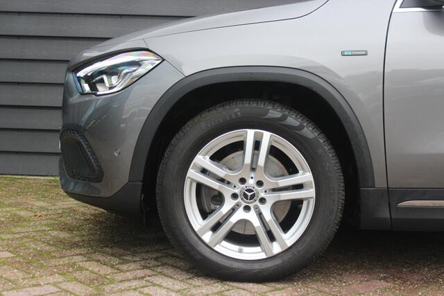 Mercedes-Benz GLA-KLASSE 250 e Progressive - MBUX WIDESCREEN - CAMERA - CRUISE CONTR. - CARPLAY -