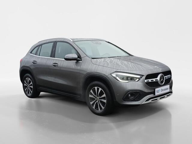 Mercedes-Benz GLA-KLASSE 250 e Business Solution Luxury Limited Pano-dak Leder Camera Memory Stoelen LED