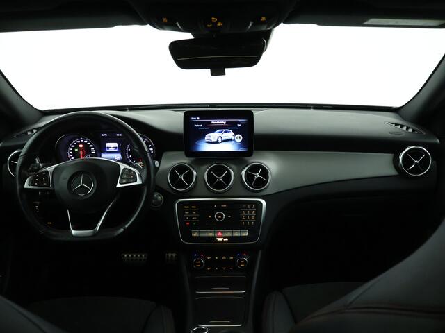 Mercedes-Benz GLA-KLASSE 180 Business Solution AMG Night Upgrade Inclusief 24 maanden MB Certified garantie voor Europa.