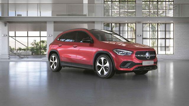 Mercedes-Benz GLA-KLASSE 250 e Luxury Line | Multibeam | Panoramadak | Keyless entry | 30 camera | Night pakket |