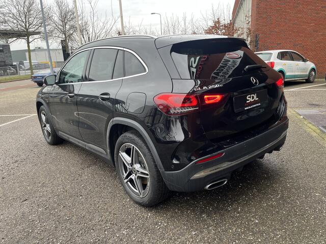 Mercedes-Benz GLA-KLASSE 250 e AMG Line // 360 CAMERA // KEYLESS // LEDER // ADAPT. CRUISE // FULL LED //
