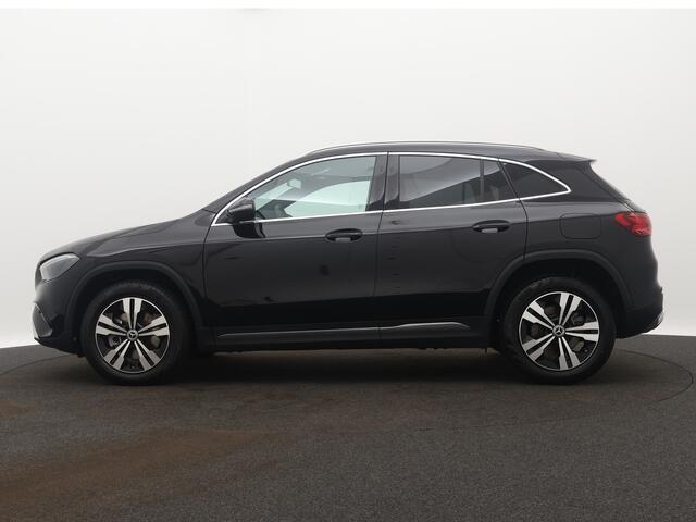 Mercedes-Benz GLA-KLASSE 250 e Business Line | Lichtmetalen velgen | MBUX wide screen | Navigatie | Parking support met camera achter | Inclusief 24 maanden MB Certified garantie voor Europa.