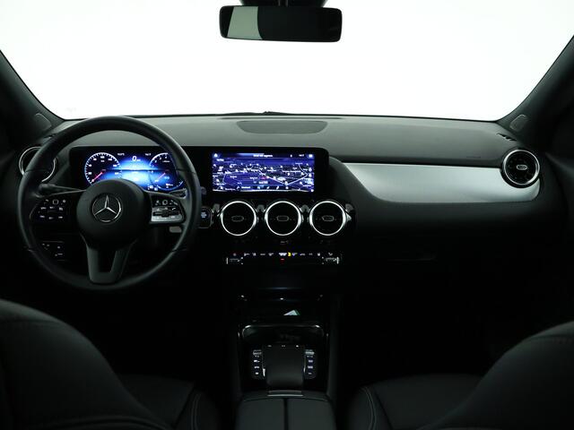 Mercedes-Benz GLA-KLASSE 250 e Plug-In Hybride | Led koplampen | Apple CarPlay | Sound system | Keyless go | Dodehoekassistent | | Inclusief 24 maanden MB Certified garantie voor Europa.