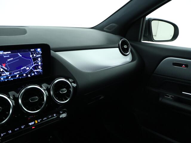Mercedes-Benz GLA-KLASSE 250 e Plug-In Hybride | Led koplampen | Apple CarPlay | Sound system | Keyless go | Dodehoekassistent | | Inclusief 24 maanden MB Certified garantie voor Europa.