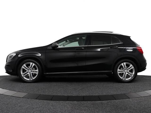 Mercedes-Benz GLA-KLASSE 200 Prestige Urban Panorama | Leer | Navi | Camera | Cruise | Xenon - RIJKLAAR