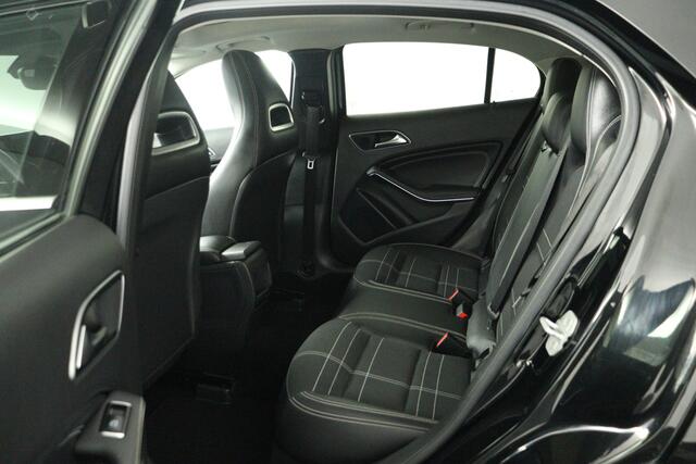 Mercedes-Benz GLA-KLASSE 200 Prestige Urban Panorama | Leer | Navi | Camera | Cruise | Xenon - RIJKLAAR