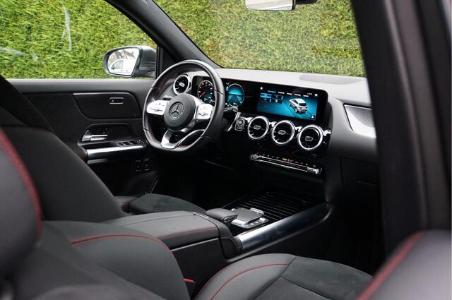 Mercedes-Benz GLA-KLASSE GLA 250 e AMG Line | Trekhaak Widescreen Camera