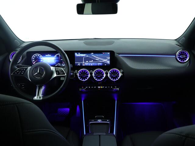 Mercedes-Benz GLA-KLASSE 250 e Progressive | Trekhaak | Keyless Go | Sfeerverlichting | Car Play | LED | Stoelverwarming | Inclusief 24 maanden MB Certified garantie voor Europa.