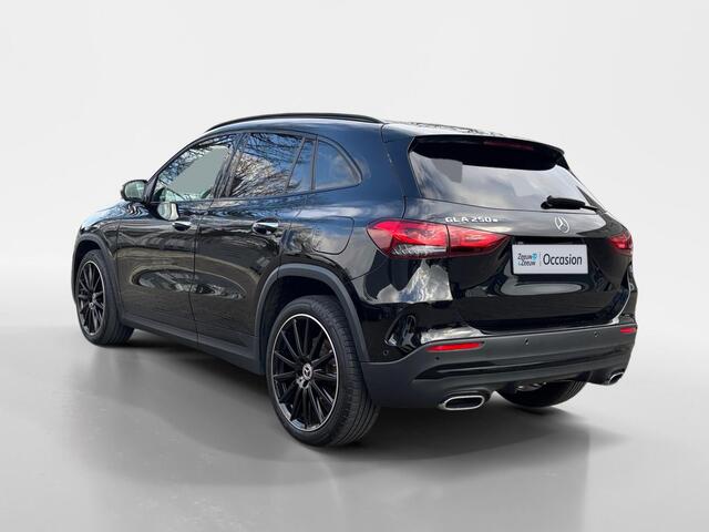 Mercedes-Benz GLA-KLASSE 250 e AMG Line | PANO | 20" LICHTMETAAL | WIDESCREEN | AMBIENT LIGHT | TREKHAAK |