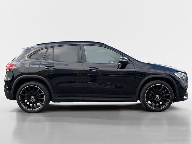Mercedes-Benz GLA-KLASSE 250 e AMG Line | PANO | 20" LICHTMETAAL | WIDESCREEN | AMBIENT LIGHT | TREKHAAK |