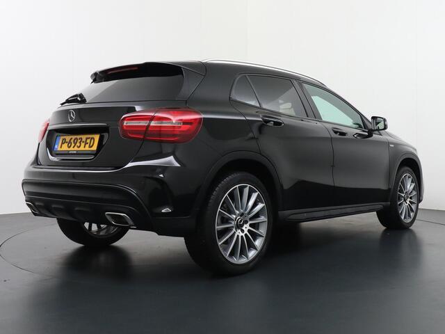 Mercedes-Benz GLA-KLASSE 180 AMG Facelift Styling Automaat Multispaaks AMG Velgen