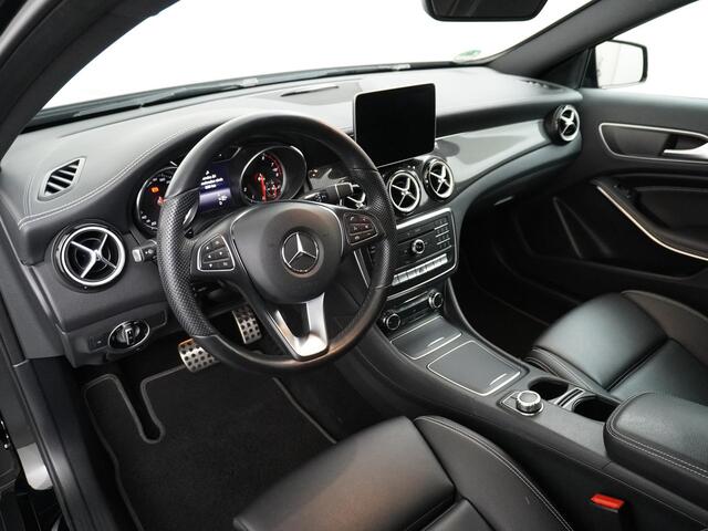 Mercedes-Benz GLA-KLASSE 180 AMG Facelift Styling Automaat Multispaaks AMG Velgen