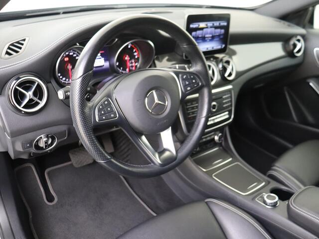 Mercedes-Benz GLA-KLASSE 180 Sport 122 PK Edition Premium Plus AMG Pakket | Navigatie | Camera | Automaat