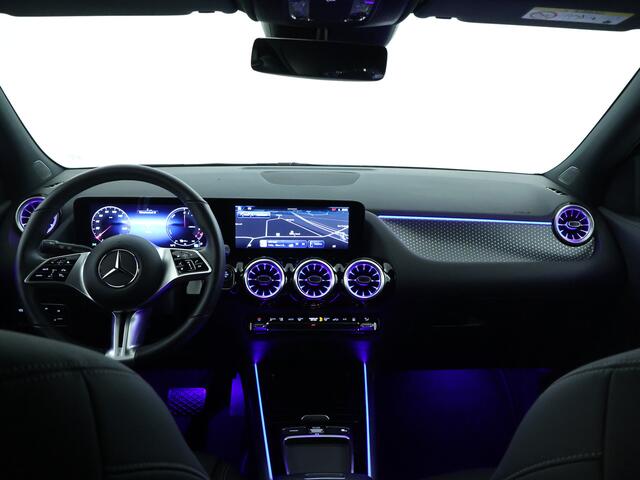 Mercedes-Benz GLA-KLASSE 250 e Plug-In Hybride Night Pakket | Achteruitrijcamera | Sfeerverlichting | Apple CarPlay | Stuur en Stoelbverwarming. | Inclusief 24 maanden MB Certified garantie voor Europa.