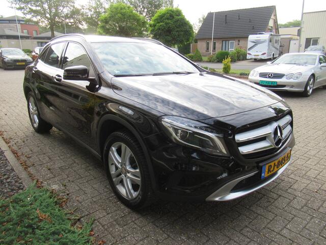 Mercedes-Benz GLA-KLASSE 200 Ambition/Urban/Trekhaak