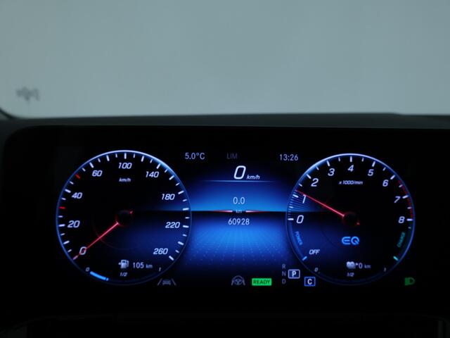 Mercedes-Benz GLA-KLASSE 250 e Plug-In Hybride | Trekhaak | Distronic | Achteruitrijcamera | Keyless go | Ledkoplampen. Inclusief 24 maanden MB Certified garantie voor Europa.